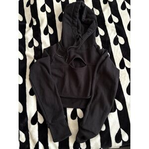 Gymshark Raw Edge‎ Cropped Hoodie Black Cut Out